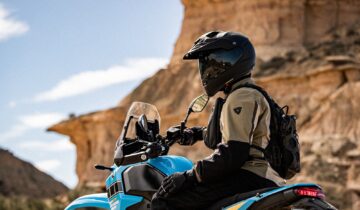SHOEI HORNET ADV 06: La tua avventura continua